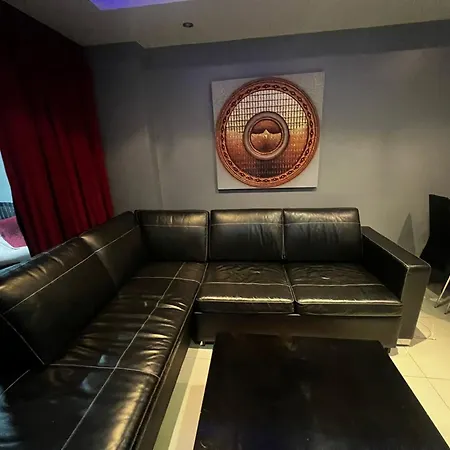 306 Promotion Modern 1 Bedroom Apartment In Bangla Road Patong Beach With Private Jacuzzi & Roof Top Pool Exterior photo
